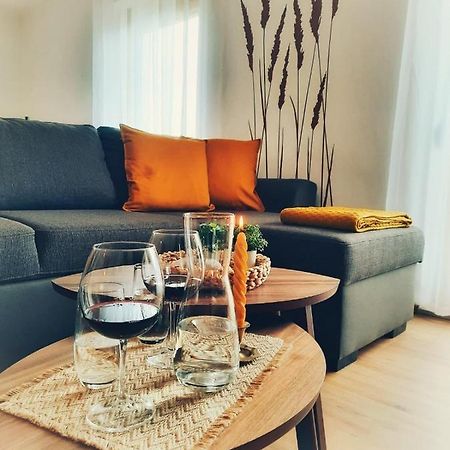 Apartment Fischer Mit Privatstrand Steindorf am Ossiacher See Esterno foto