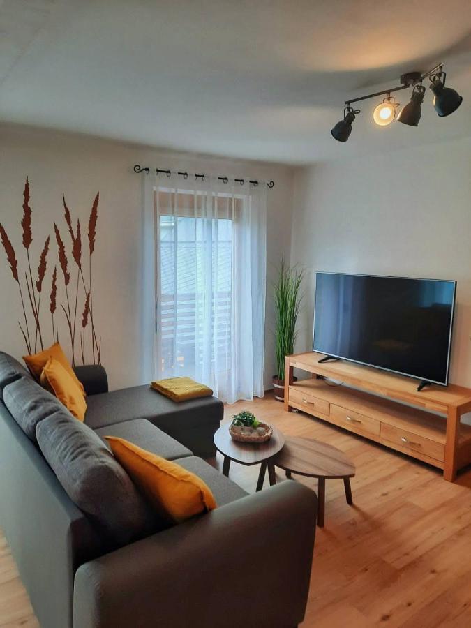 Apartment Fischer Mit Privatstrand Steindorf am Ossiacher See Esterno foto