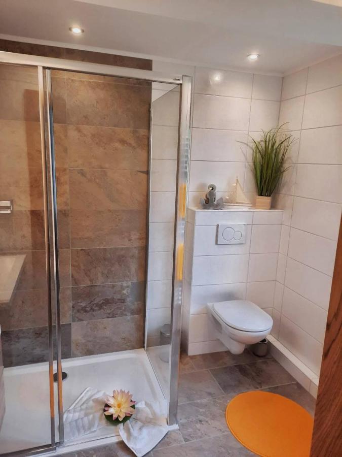 Apartment Fischer Mit Privatstrand Steindorf am Ossiacher See Esterno foto